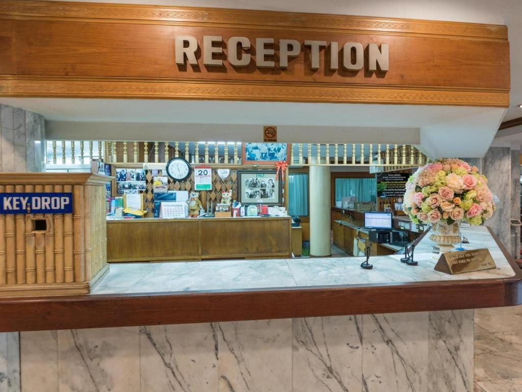 Nana Hotel バンコク都 エクステリア 写真